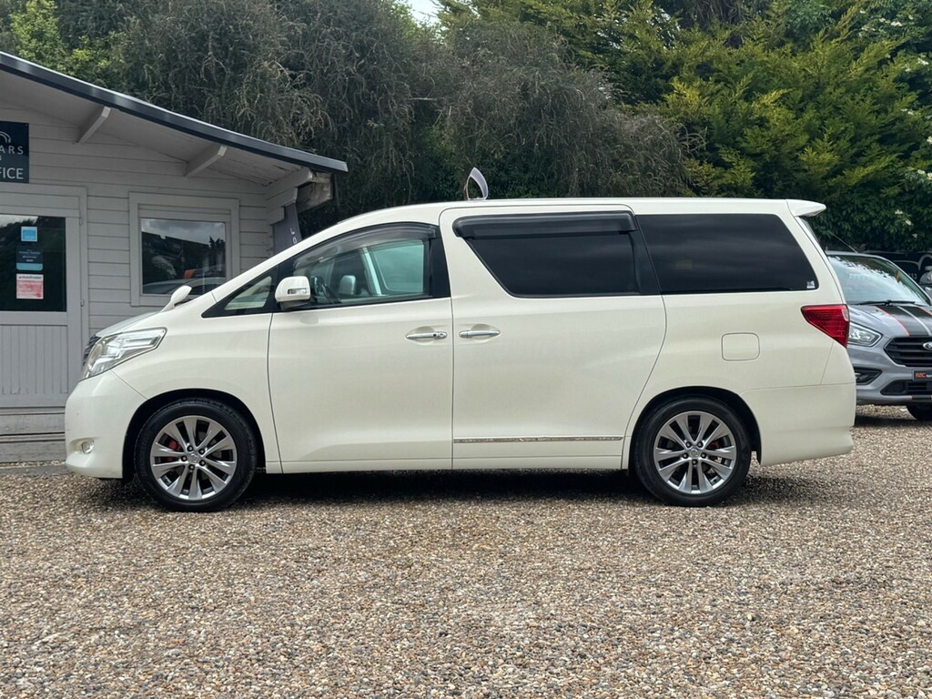 Toyota Alphard Mpv White #11
