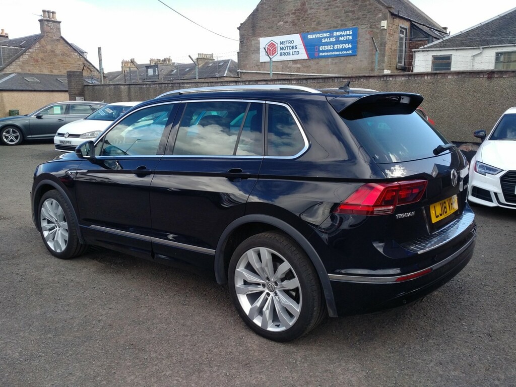 Volkswagen Tiguan 2.0 Tdi R-line LJ18VHP Black #4