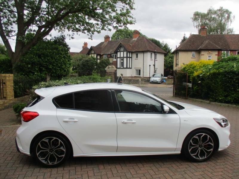 Ford Focus 1.0 Ecoboost 125 St-line X Sh Nav Bluetoo FD20BKZ White #6