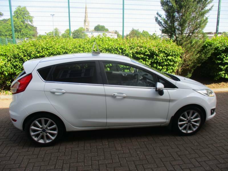 Ford Fiesta 1.0 Ecoboost Titanium Sh Bluetooth Alloys - 20 GL66OTU White #4