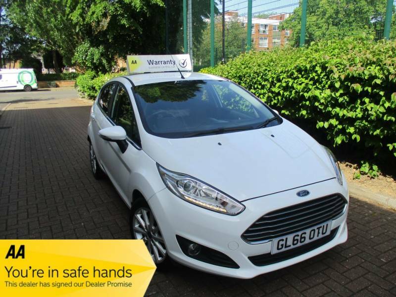 Ford Fiesta 1.0 Ecoboost Titanium Sh Bluetooth Alloys - 20 White