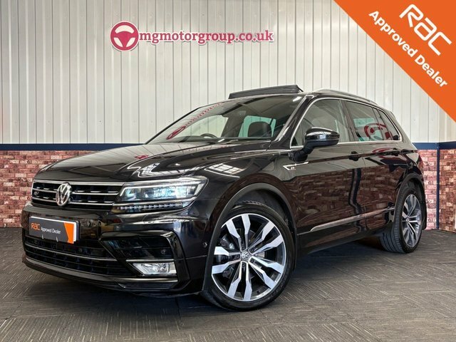 Volkswagen Tiguan 2.0 Tdi Bluemotion Tech R-line Suv Dsg Black