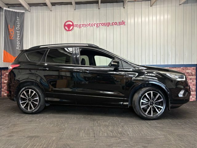 Ford Kuga 1.5T Ecoboost St-line Suv Euro 6 AO18XMY Black #3