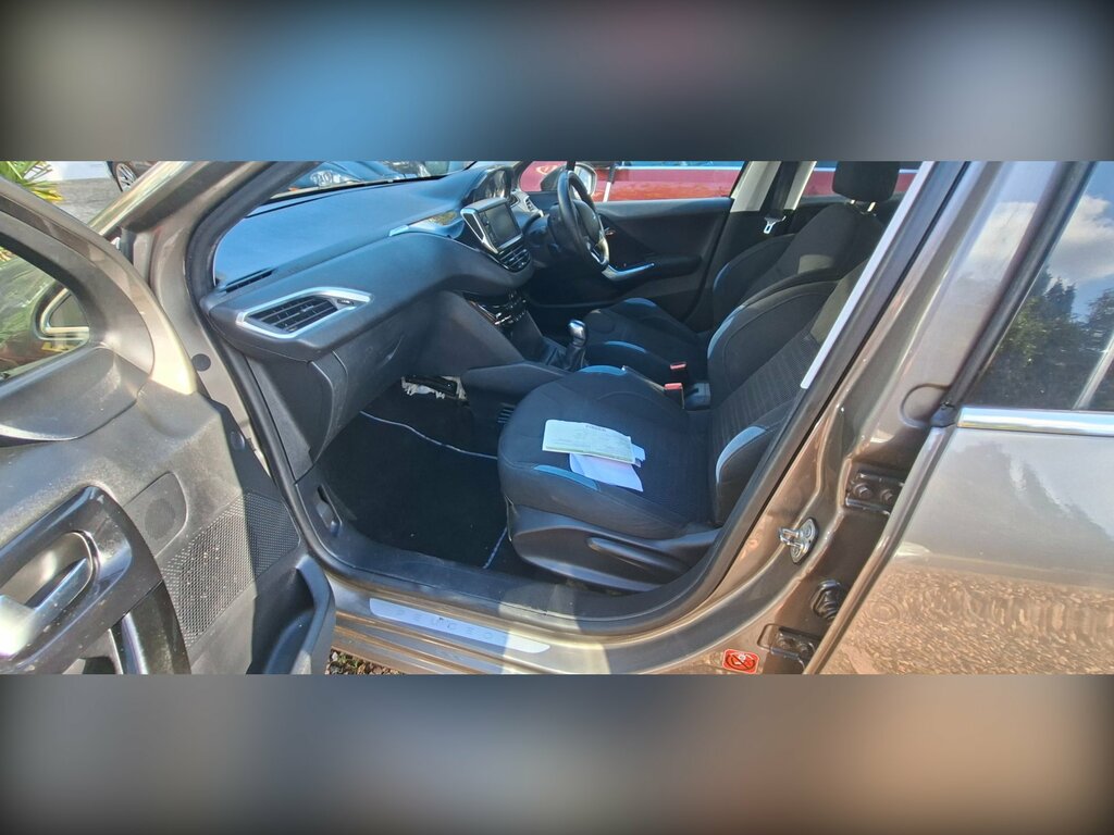 Peugeot 208 Hatchback PE63FLD Brown #2