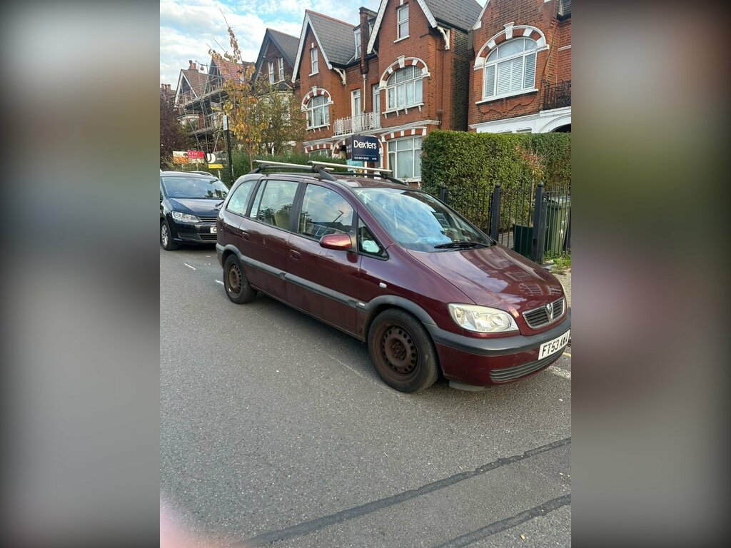 Vauxhall Zafira Mpv Silver #3
