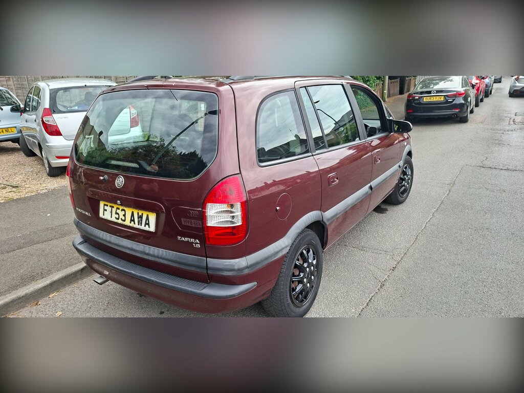 Vauxhall Zafira Mpv Silver #9