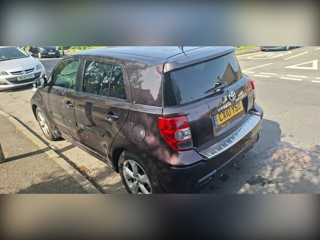 Toyota Urban Cruiser Hatchback D-4d 2010 Grey #4