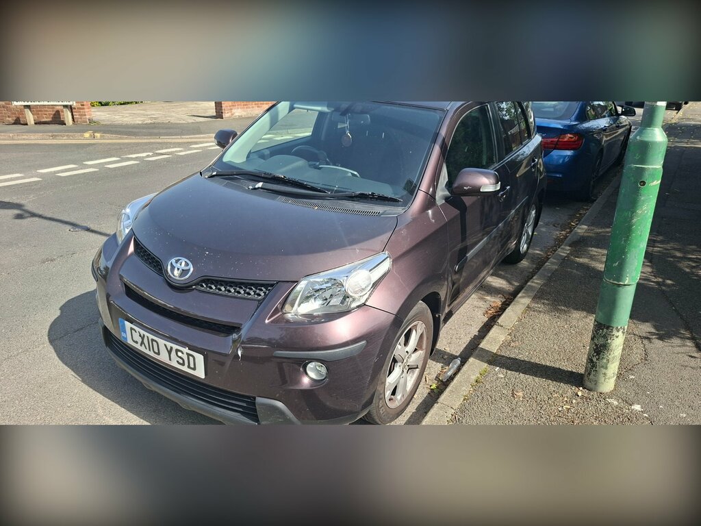 Toyota Urban Cruiser 1.33 Dual Vvt-i Suv Euro 4 Ss Purple