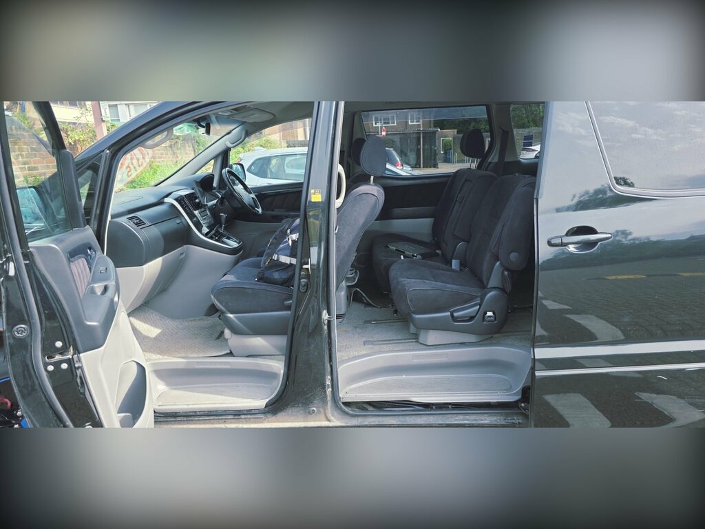Toyota Alphard Mpv White #14