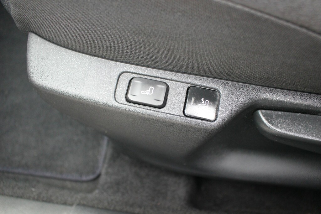 Citroen DS4 Dstyle 5-Door Silver #13