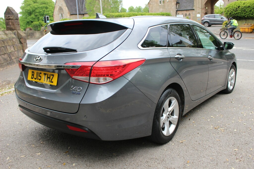 Hyundai I40 1.7 Crdi Blue Drive Style 2015 Silver #3
