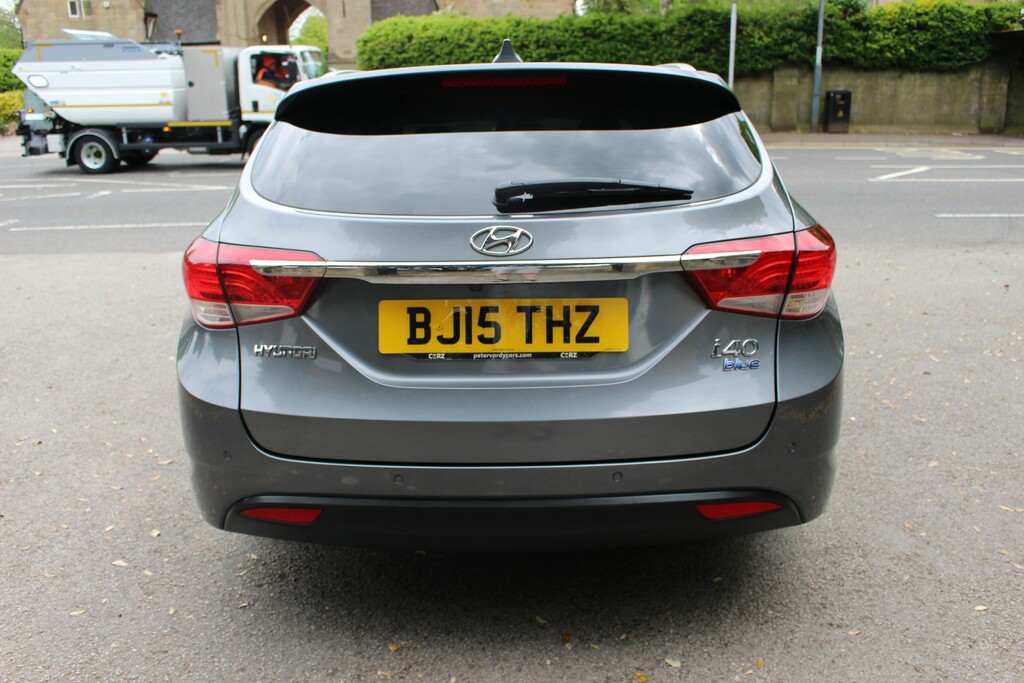 Hyundai I40 1.7 Crdi Blue Drive Style 2015 Silver #4