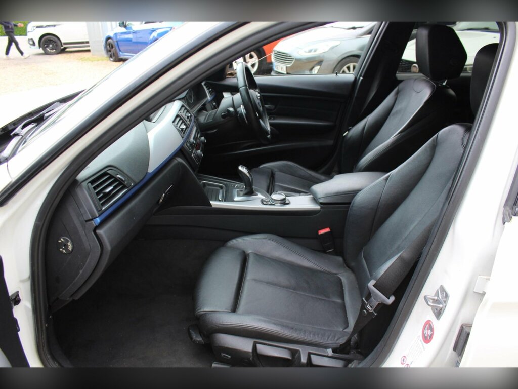BMW 3 Series 3.0 330D M Sport Touring Euro 5 Ss YK63MZW White #4