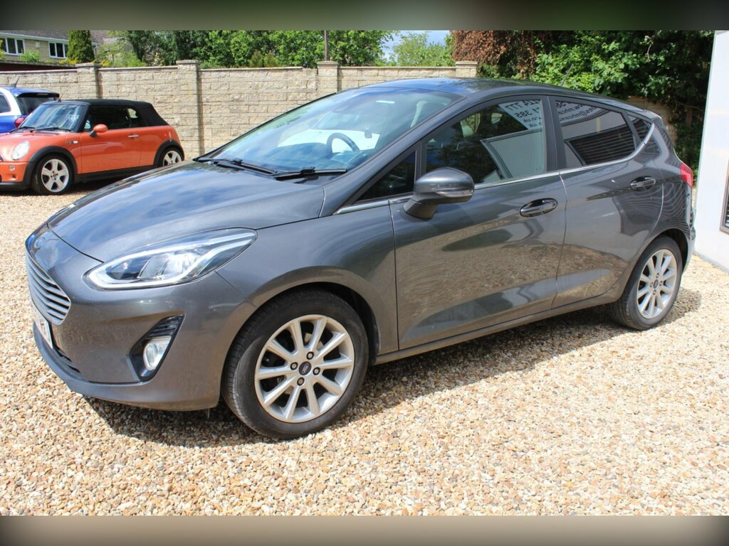 Ford Fiesta 1.0T Ecoboost Titanium Euro 6 Ss VO67WXJ Grey #2