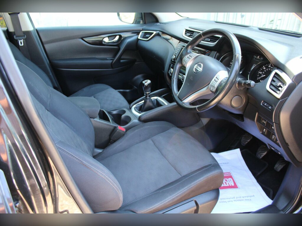 Nissan Qashqai 1.2 Dig-t N-tec 2Wd Euro 6 Ss LL16DJF Black #2