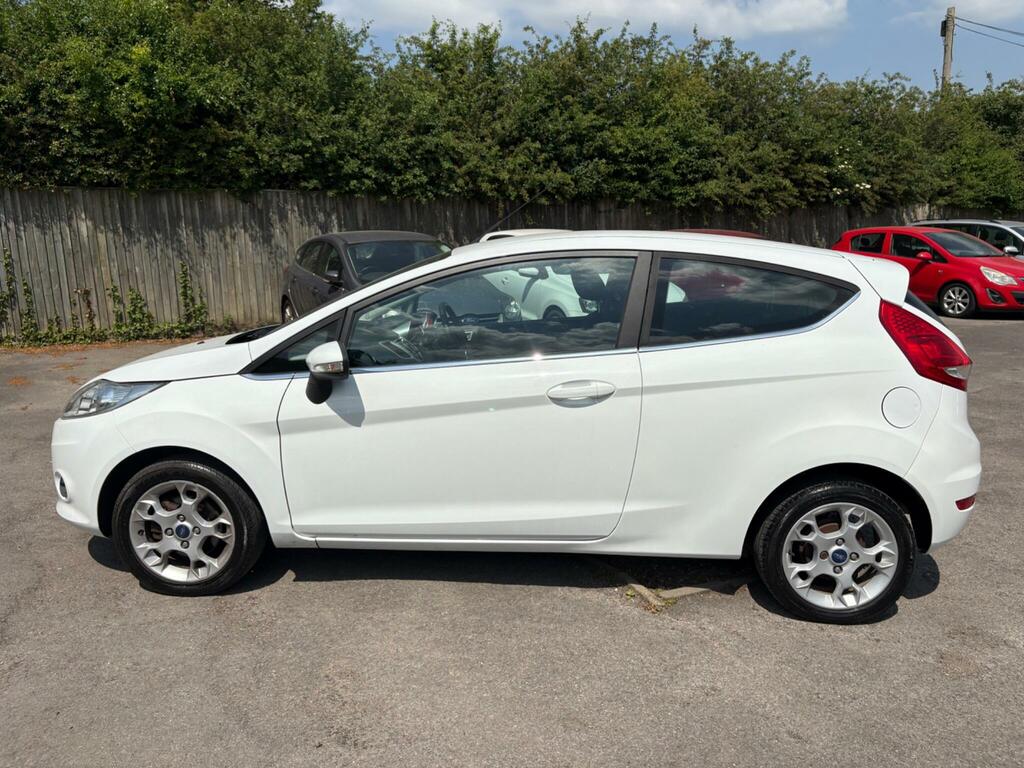 Ford Fiesta 1.25 Zetec White #4