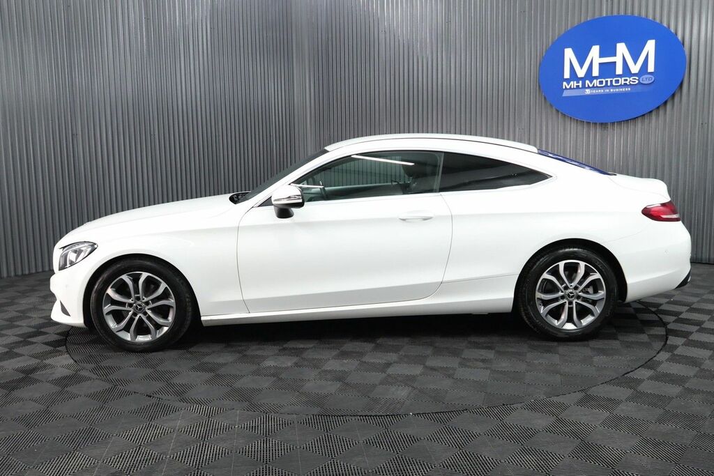 Mercedes-Benz C Class C220d Sport Coupe SV17SVM White #4