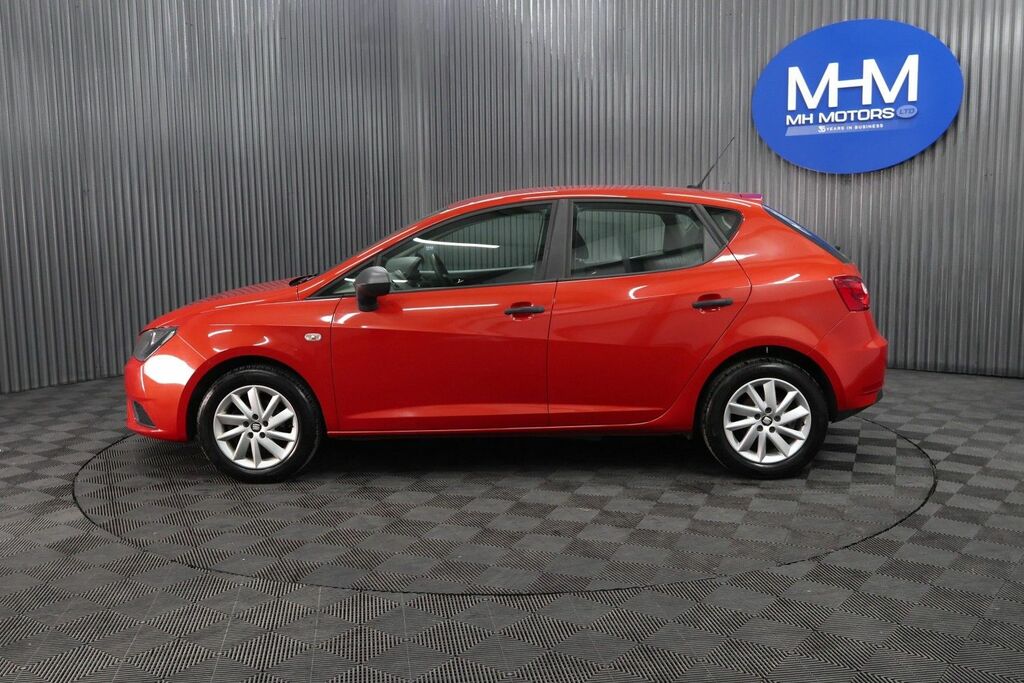 Seat Ibiza Sol Hatchback NA66UYG Red #4
