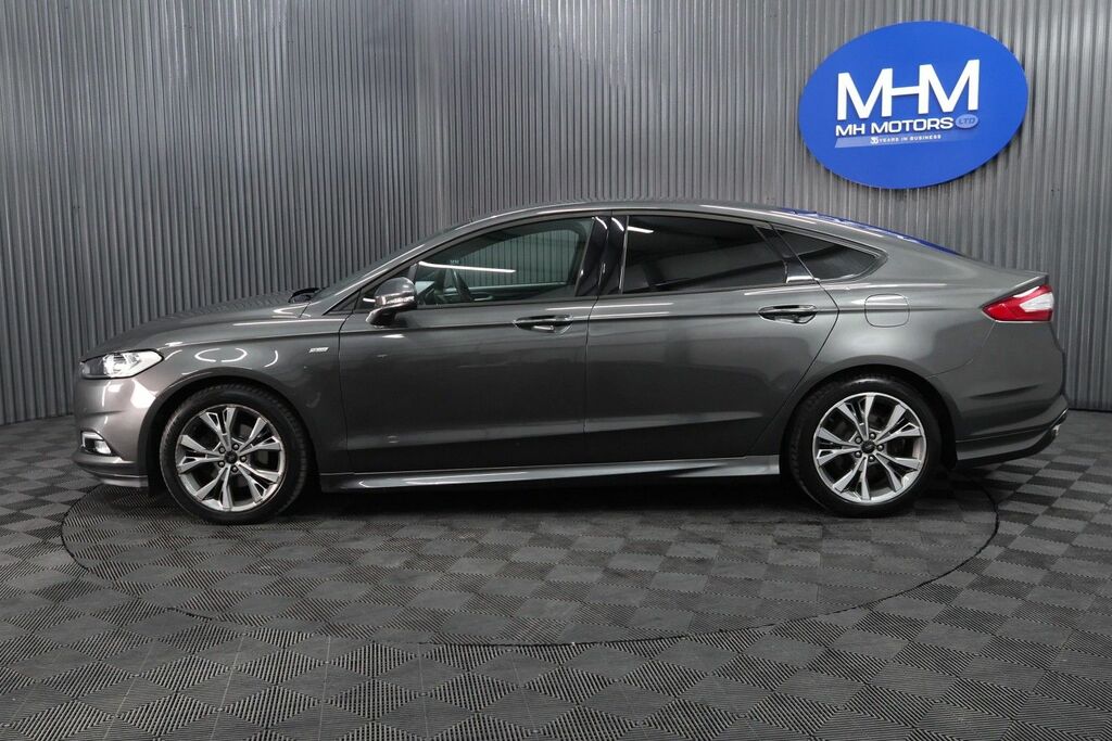 Ford Mondeo Tdci St-line Hatchback Grey #3
