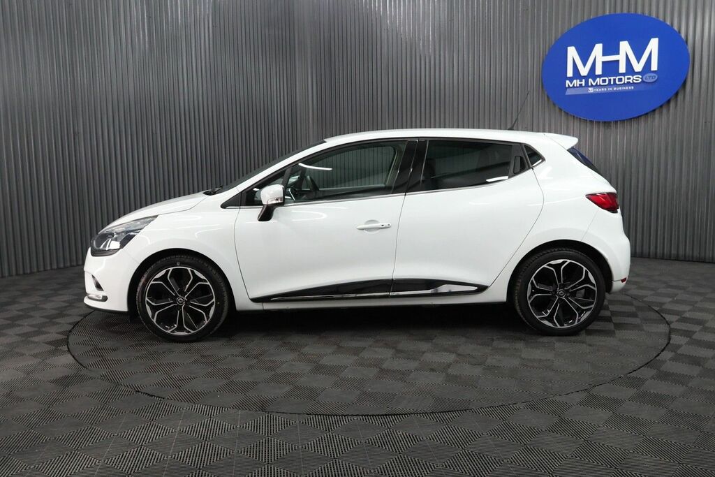 Renault Clio Dci Iconic Hatchback ML69OWC White #4