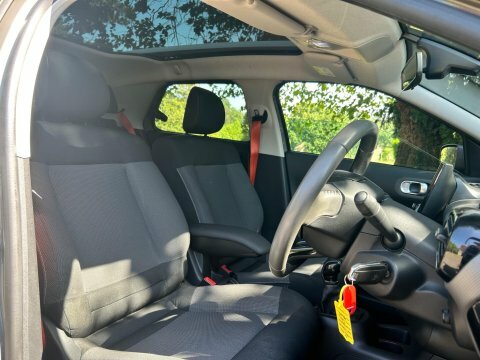 Citroen C4 Cactus Puretech Ripcurl S YE17YFZ #3
