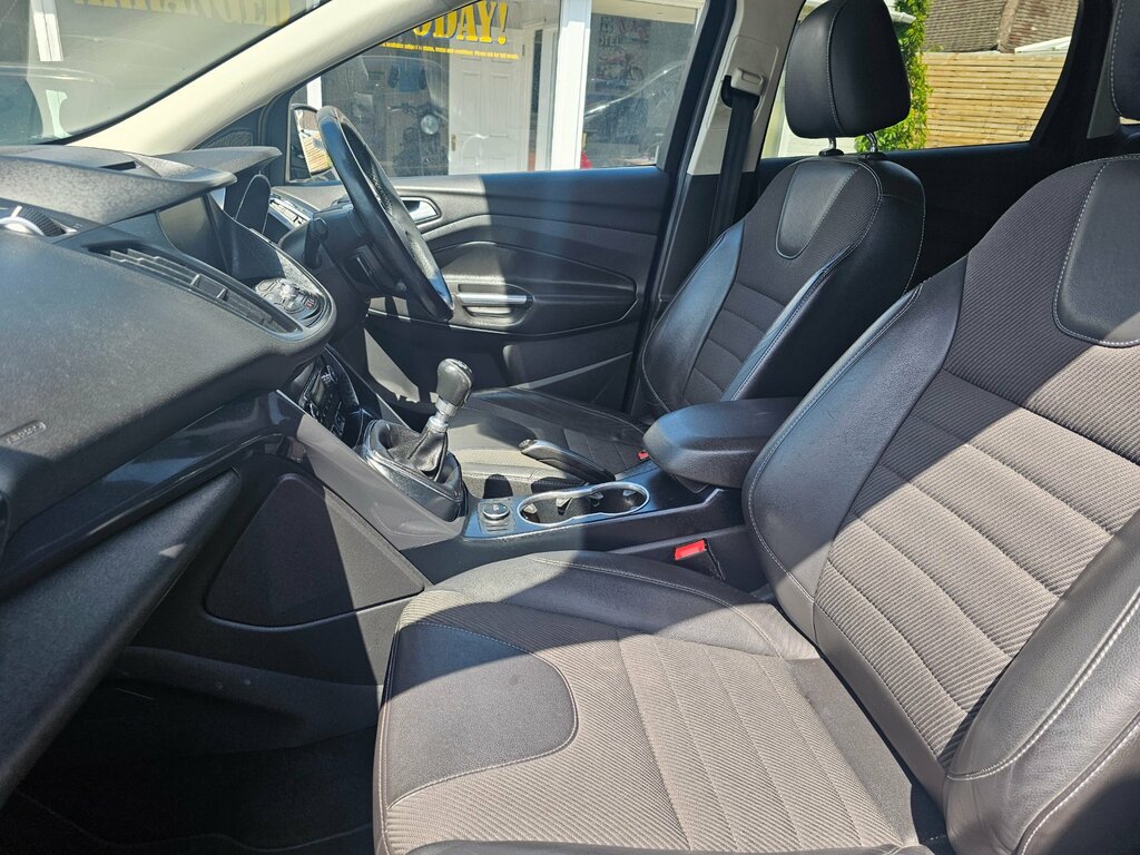 Ford Kuga 2.0 Tdci Titanium Suv 2Wd Euro 6 ML16GPY Blue #5