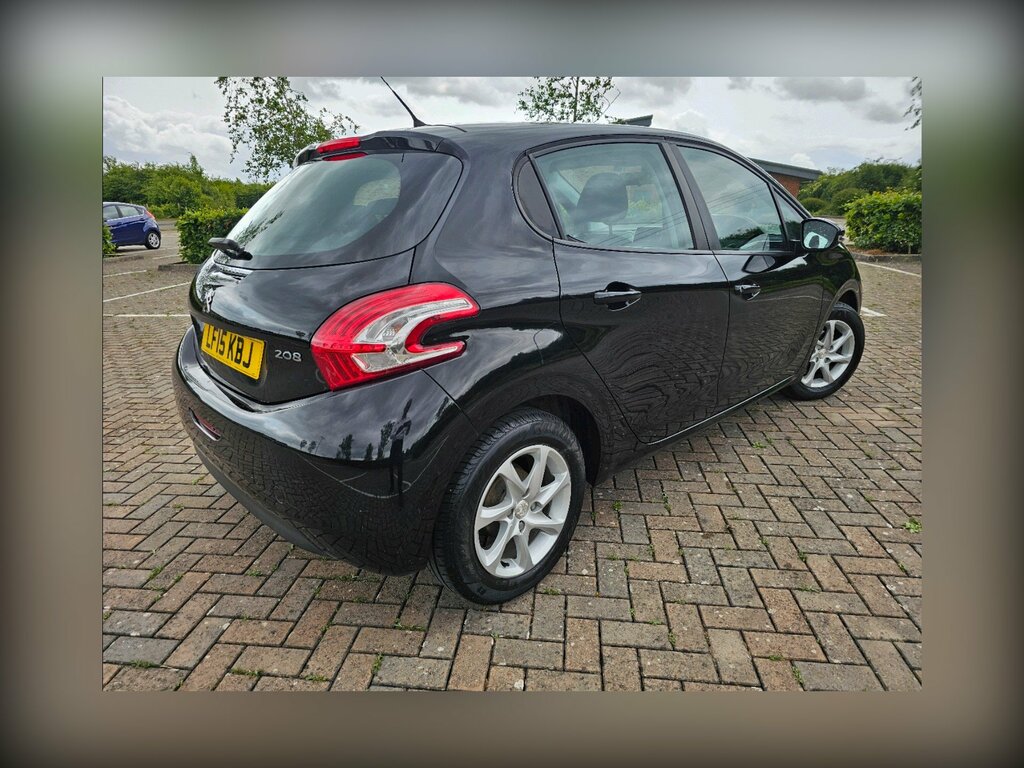 Peugeot 208 1.2 Vti Active LF15KBJ Black #2