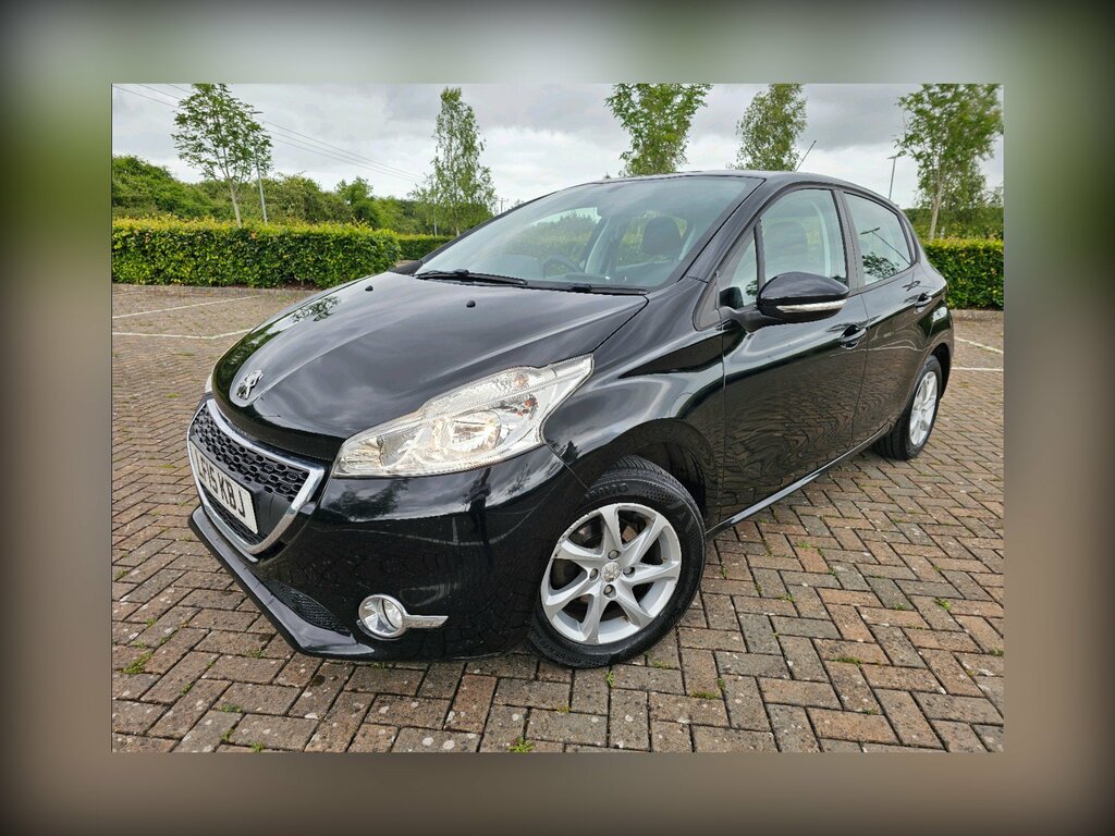 Peugeot 208 1.2 Vti Active Black