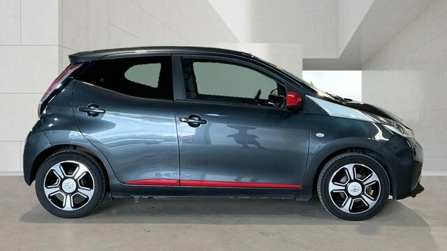 Toyota Aygo 1.0 Vvt-i X-clusiv 2 X-wave Euro CX66JXV Grey #5
