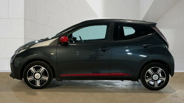 Toyota Aygo 1.0 Vvt-i X-clusiv 2 X-wave Euro CX66JXV Grey #6