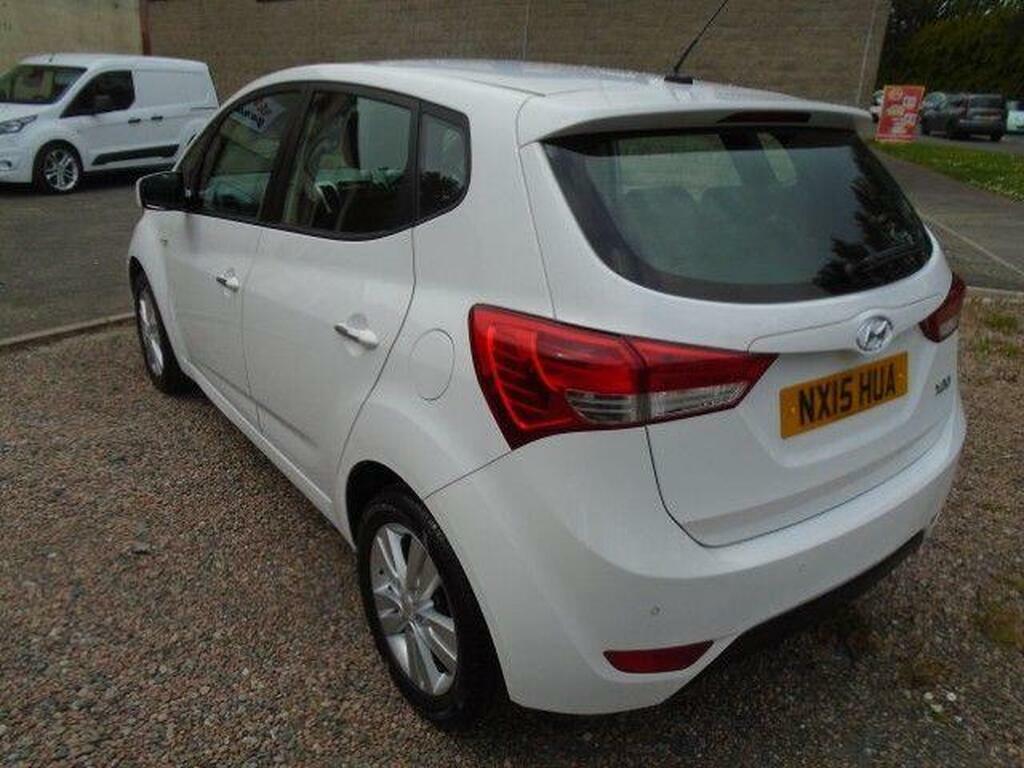 Hyundai Ix20 1.6 Active Euro 5 NX15HUA White #4