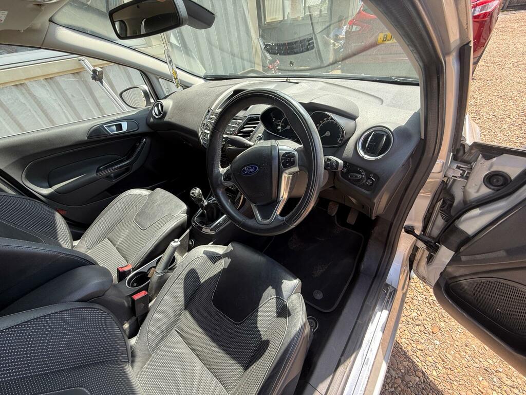 Ford Fiesta 1.6 Tdci Titanium X Euro 5 EK63YMR Silver #2