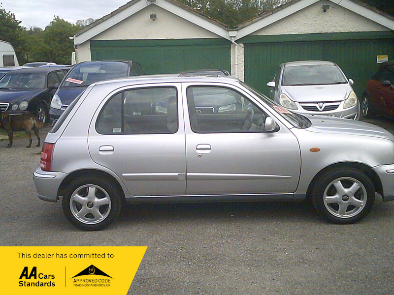 Nissan Micra Se Automatic Silver #4