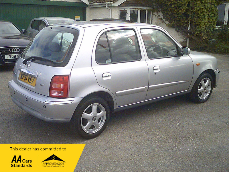 Nissan Micra Se Automatic Silver #3