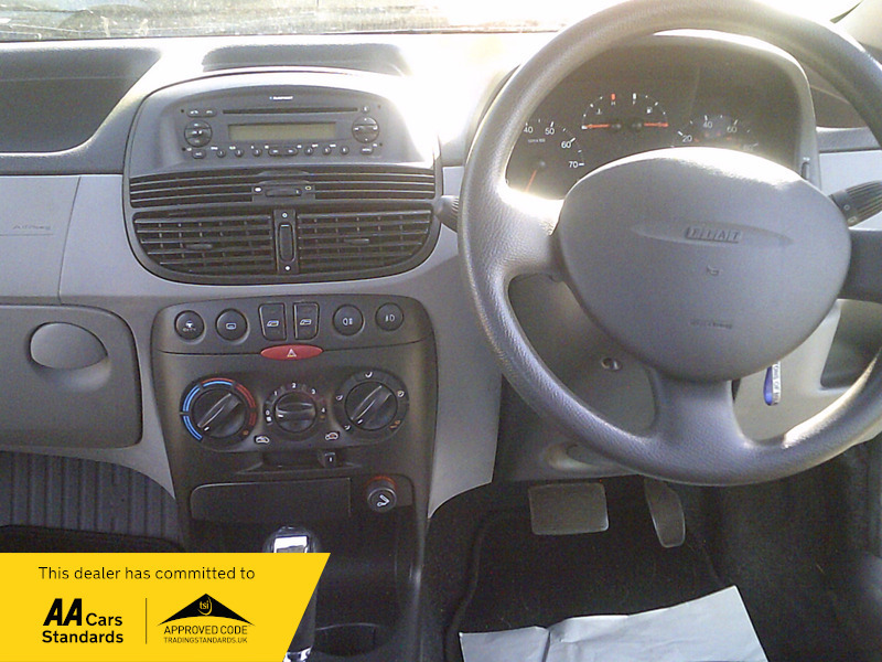 Fiat Punto 1.2 Dynamic Speedgear Grey #16