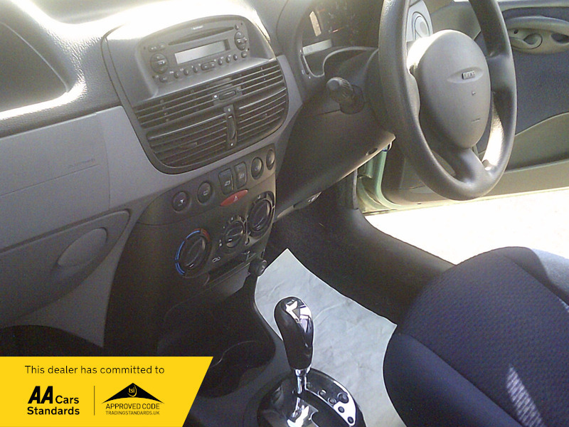 Fiat Punto 1.2 Dynamic Speedgear Grey #18