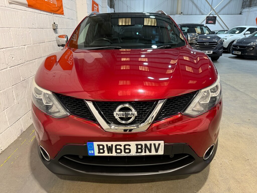 Nissan Qashqai 1.2 Dig-t N-vision BW66BNV Red #6