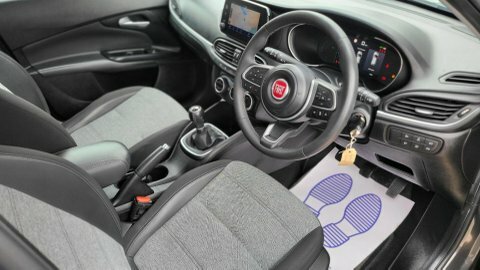 Fiat Tipo Cross BX71OMW #4