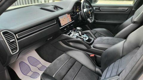 Porsche Cayenne Gts Tiptronic RK22AGY #3