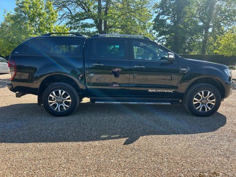 Ford Ranger 3.2 Tdci Wildtrak CP19YHR Black #3