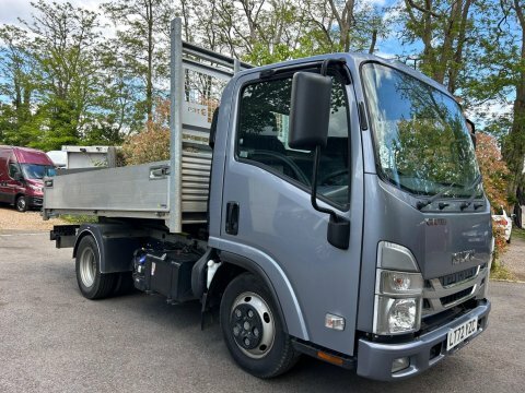 Isuzu  N35.125se White #2