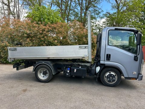Isuzu  N35.125se White #3