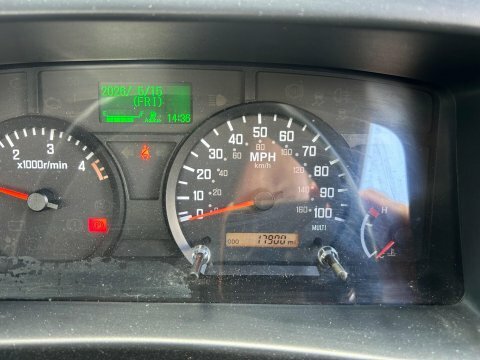 Isuzu  N35.125se White #11