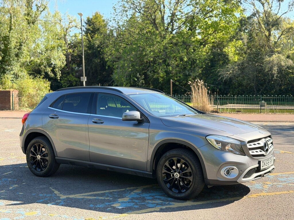 Mercedes-Benz GLA Class 1.6 Gla200 Se Executive Euro 6 Ss Grey