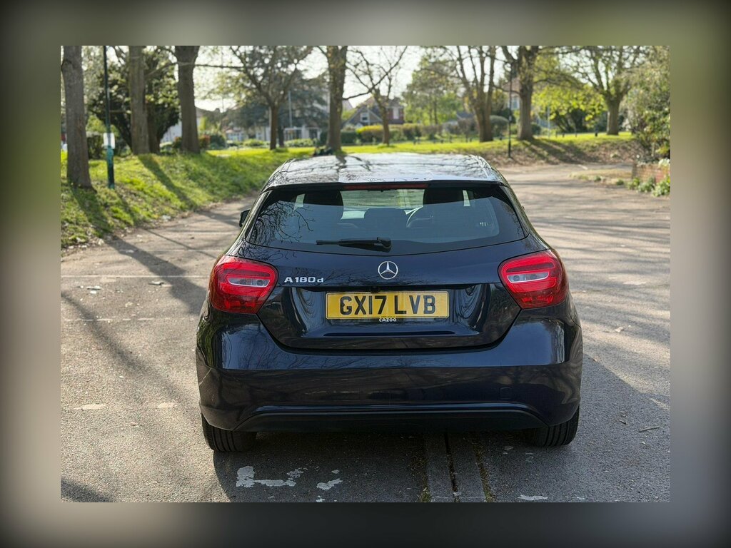 Mercedes-Benz A Class 1.5 A180d Se Euro 6 Ss Blue #4