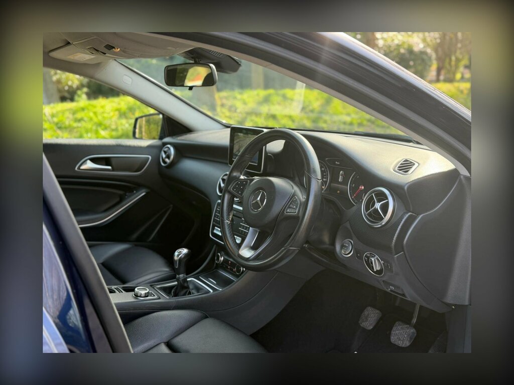 Mercedes-Benz A Class 1.5 A180d Se Euro 6 Ss Blue #6