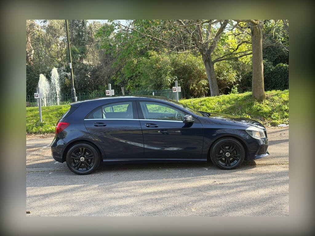 Mercedes-Benz A Class 1.5 A180d Se Euro 6 Ss Blue #2