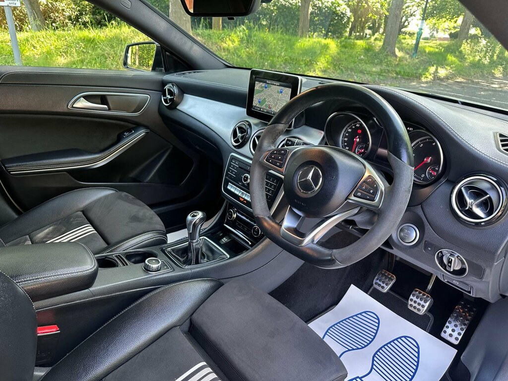 Mercedes-Benz CLA Class 2.1 Cla200d Whiteart Shooting Brake Euro 6 Ss 5 White #2