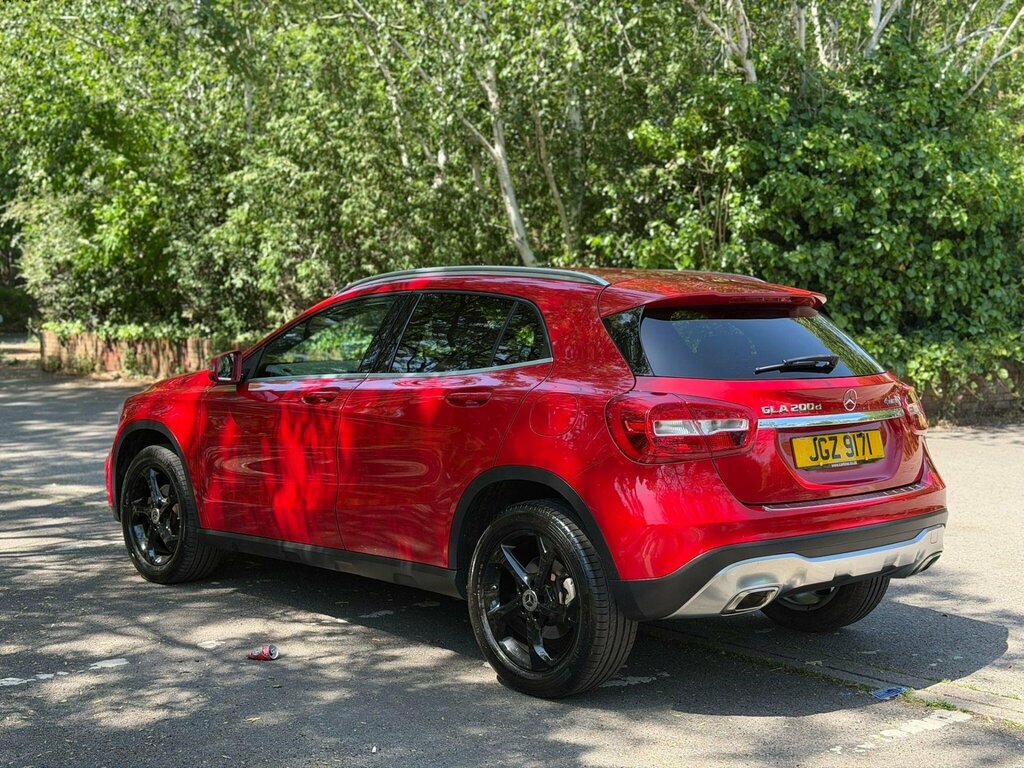 Mercedes-Benz GLA Class 2.1 Gla200d Sport 7G-dct 4Matic Euro 6 Ss Red #6