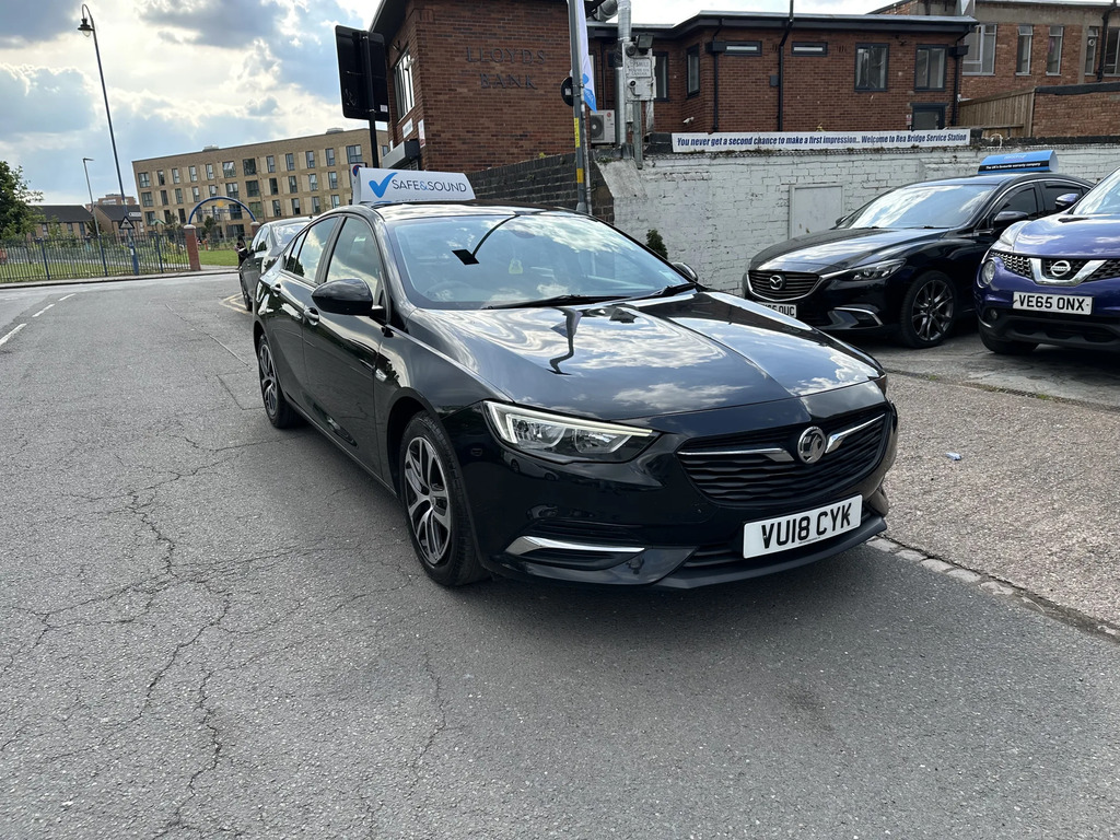 Vauxhall Insignia Grand Sport Design Nav Ecotec Black